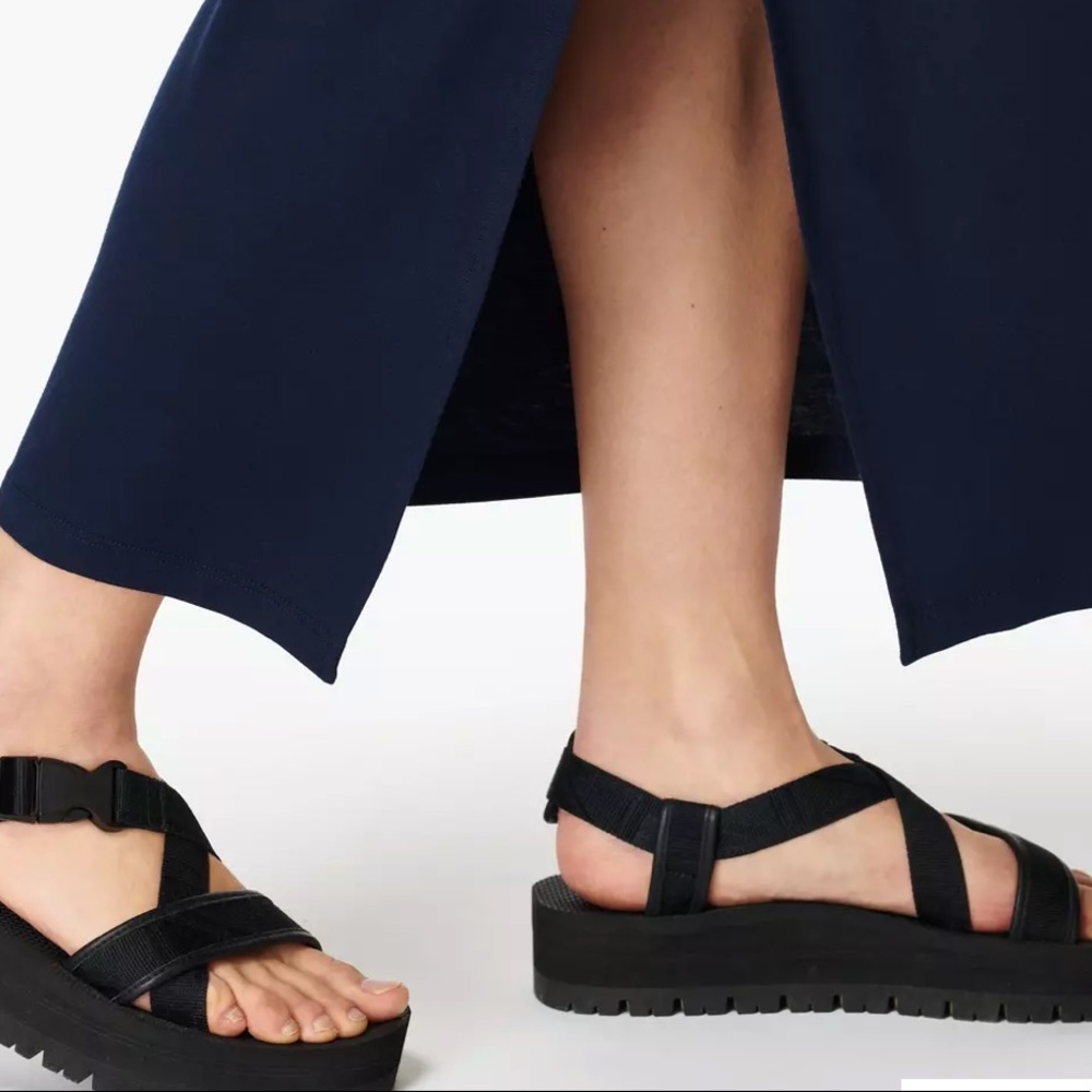 Sweaty Betty Mellow Midi Dress In Navy View 6